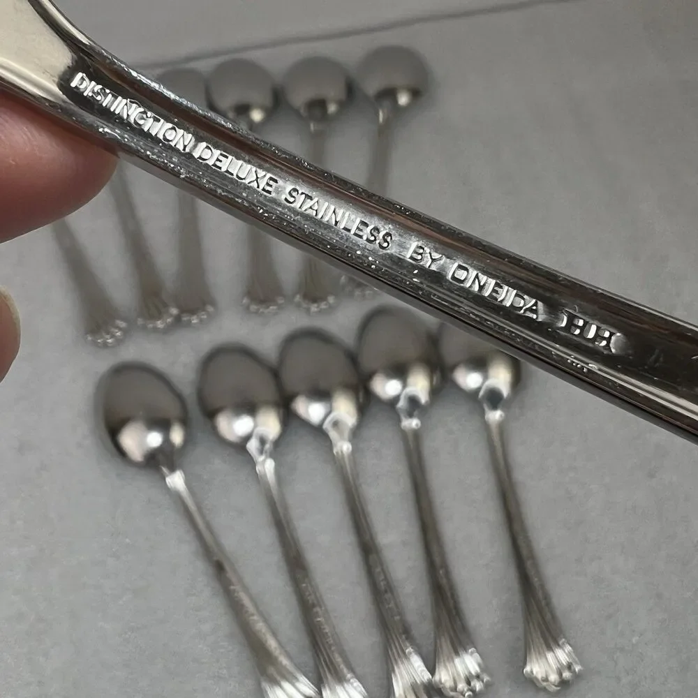 12 ONEIDA Distinction SPRING GLEN Deluxe Stainless Oval Soup Spoons 6 7/8